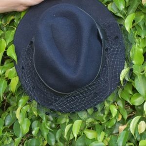 Wool Hat with fishnet veil